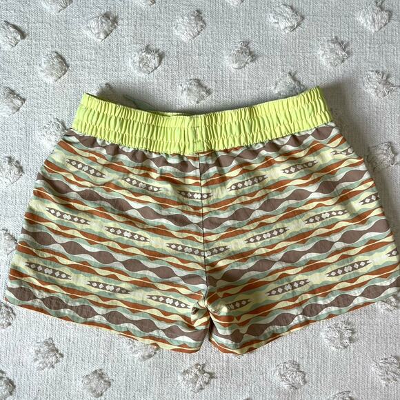 Patagonia Girls' Size XL Costa Rica Baggies™ Shorts Coast Highway Tea Green - Picture 3 of 11